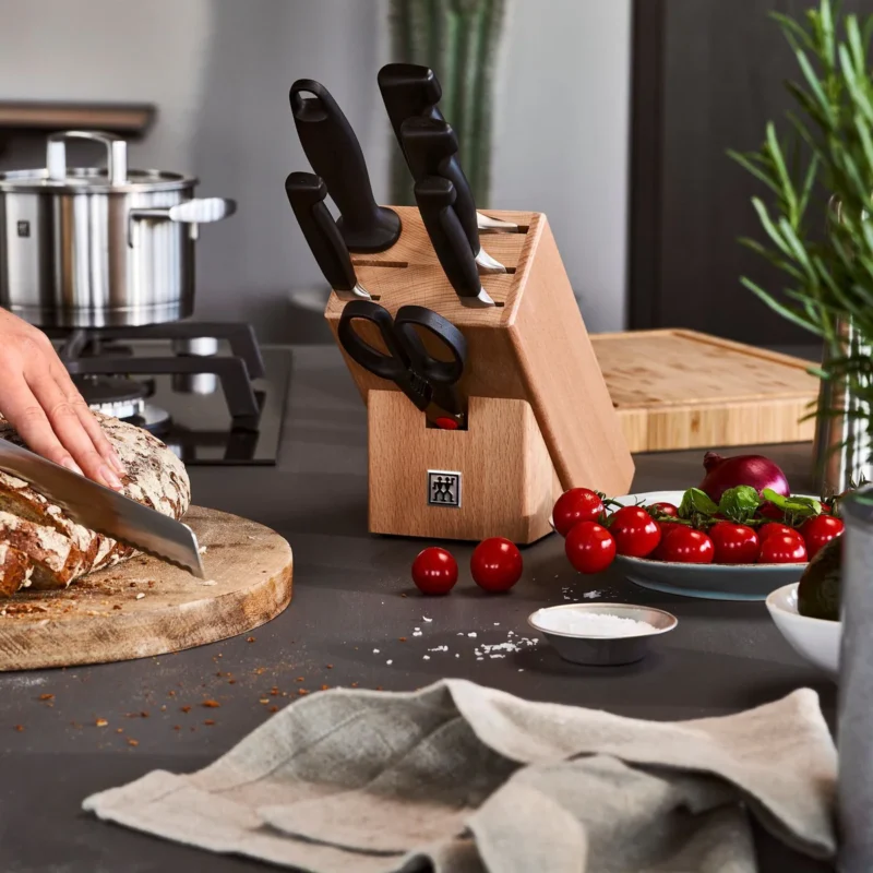 3575fc8a365f43f1b24f4d3e91ea8256 1200x1200 crop center