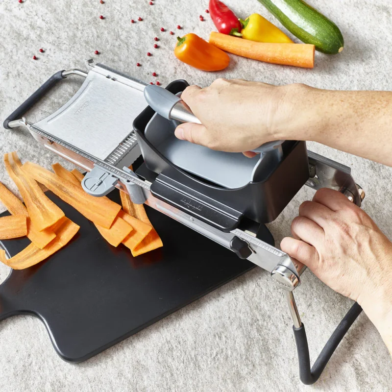 Ce5b79c49eef4f678b5d1113de281242 1200x1200 crop center